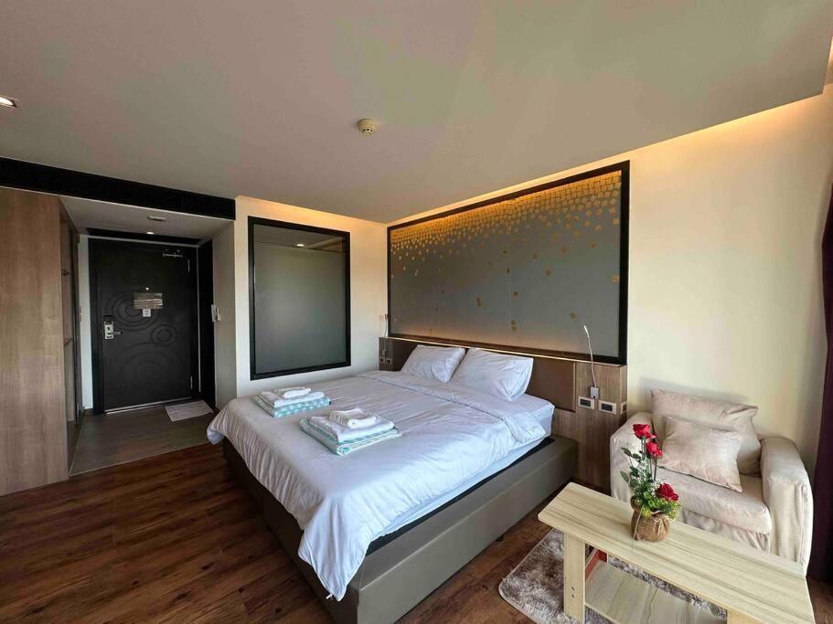 The Beach Kata Condotel Private Room Ngoại thất bức ảnh